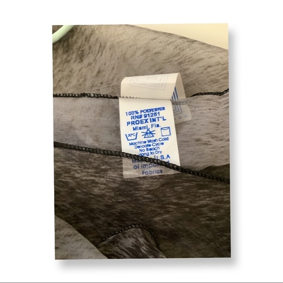 Zuliana animal print sarong/cover Made in USA. NWT - Picture 5 of 5